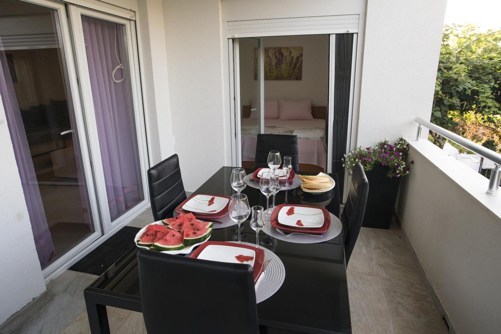 Apartments Diva Ston Eksteriør bilde